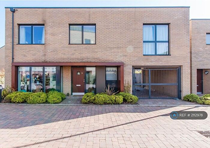 4 Bedroom Detached House To Rent In Corn Lane, Trumpington, Cambridge, CB2