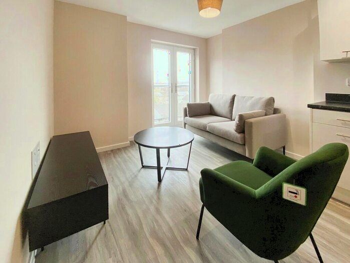 2 Bedroom Apartment To Rent In The Bailey, M15