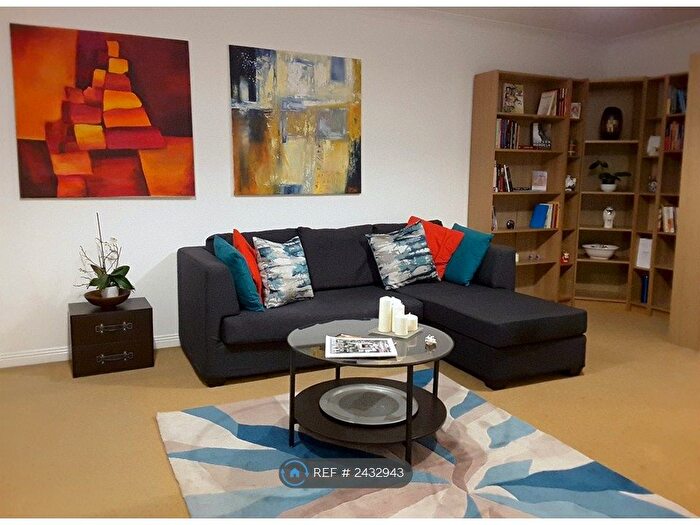 2 Bedroom Flat To Rent In Stainton Road, London, SE6