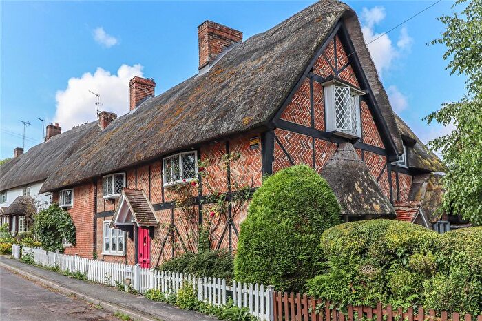 4 Bedroom Cottage For Sale In Duck Street, Abbotts Ann, Andover, Hampshire, SP11