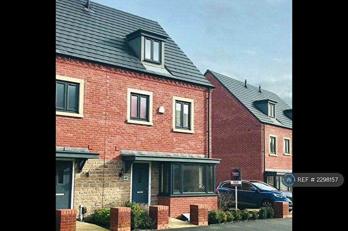 4 Bedroom Semi-Detached House To Rent In Kent Road South, Northampton, NN5