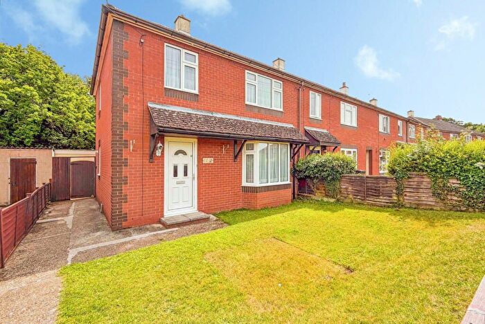 3 Bedroom End Of Terrace House For Sale In Westfield Close, Hamble-Le-Rice, SO31