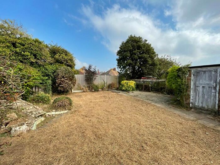2 Bedroom Detached Bungalow For Sale In Sadlers Close, Kirby Cross, CO13