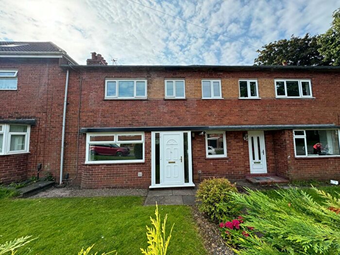 4 Bedroom Terraced House To Rent In Churchill Road, Stone, ST15