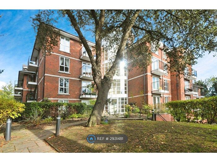 2 Bedroom Flat To Rent In Northlands, Bromley, BR1