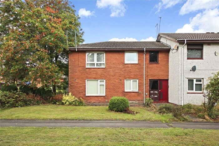 2 Bedroom Flat For Sale In Coltsfoot Gardens, Gateshead, Tyne And Wear, NE10