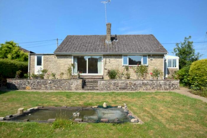 2 Bedroom Bungalow To Rent In Godminster Lane, Bruton, BA10