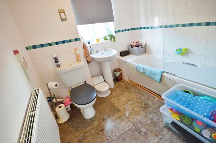 3 Bedroom End Of Terrace House For Sale In Pavillion Gardens, Lincoln, Lincolnshire, LN6
