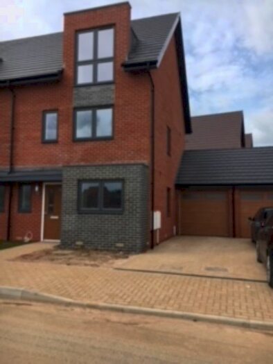 3 Bedroom Semi-Detached House To Rent In Newstead Way, Daventry, NN11