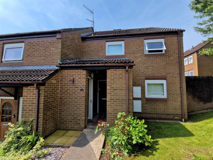 1 Bedroom Property For Sale In Bourton Mead, Long Ashton Road, Long Ashton, BS41