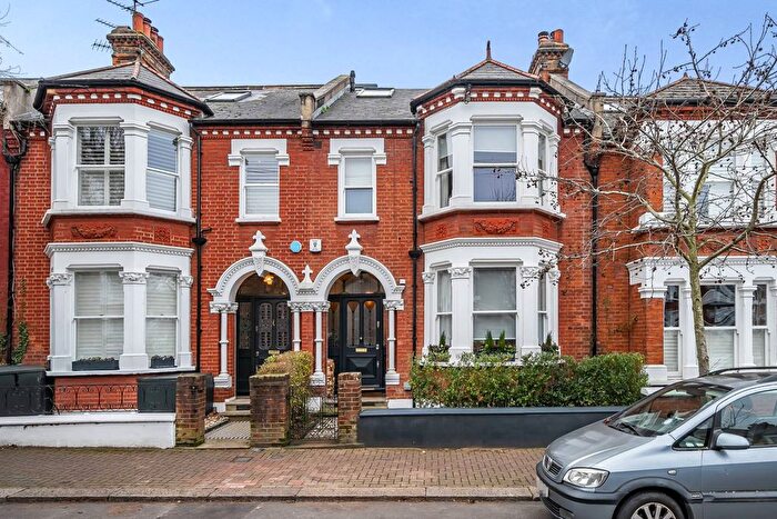 5 Bedroom Terraced House To Rent In Culverden Road, Balham, London, SW12