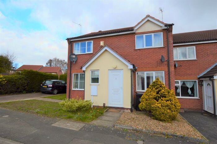 2 Bedroom Terraced House To Rent In Available Mid April, NG31