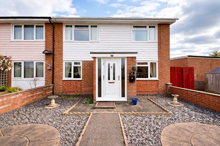 3 Bedroom Semi Detached House For Sale In Bullamoor Road, Northallerton, North Yorkshire, England, DL6