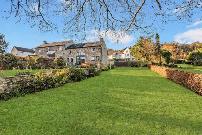 4 Bedroom Semi-Detached House For Sale In Dykes Lane, Yealand Conyers, LA5