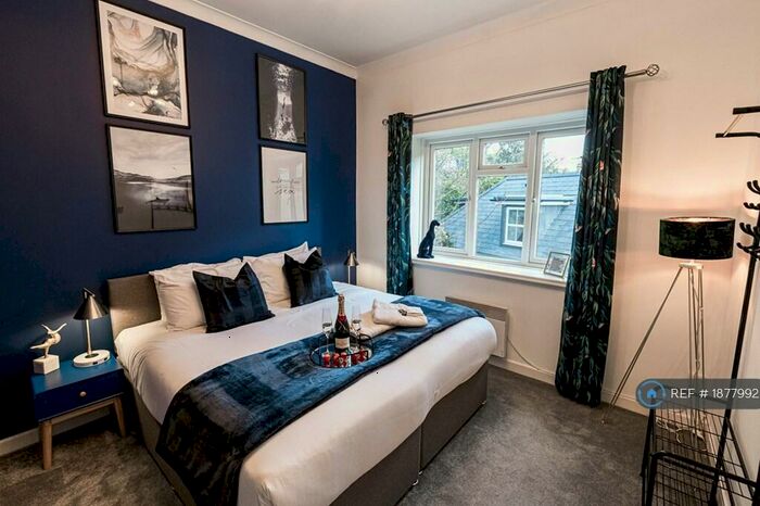 2 Bedroom Flat To Rent In Lorne Park Road, Bournemouth, BH1