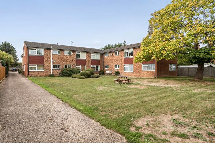 2 Bedroom Apartment For Sale In All Saints Avenue, Maidenhead, SL6