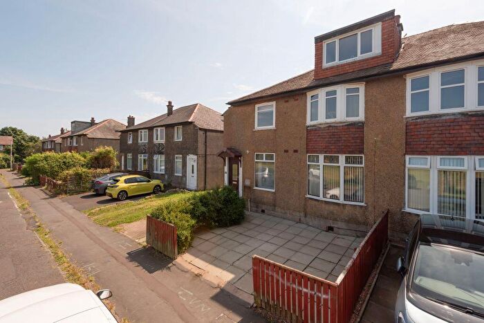 2 Bedroom Flat For Sale In Pilton Avenue, Edinburgh, EH5