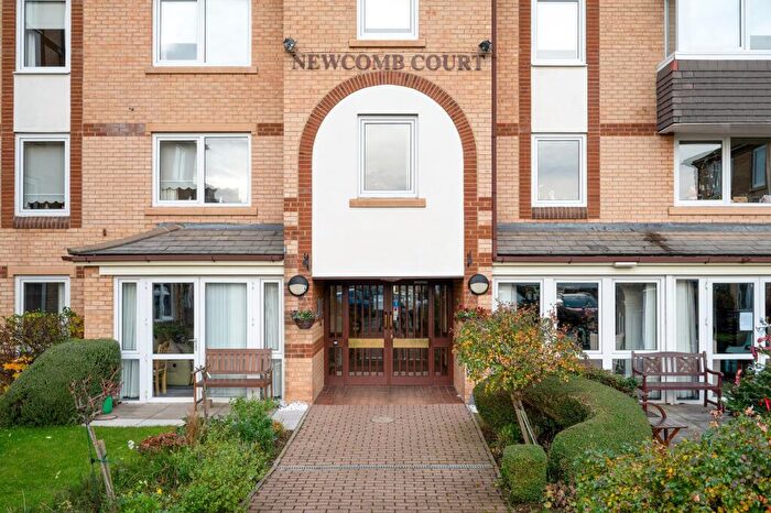 1 Bedroom Flat For Sale In Newcomb Court, Stamford, PE9