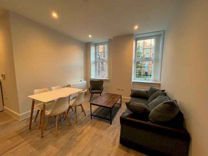 2 Bedroom Flat To Rent In The Factory, Memorial Avenue, Slough, Berkshire, SL1