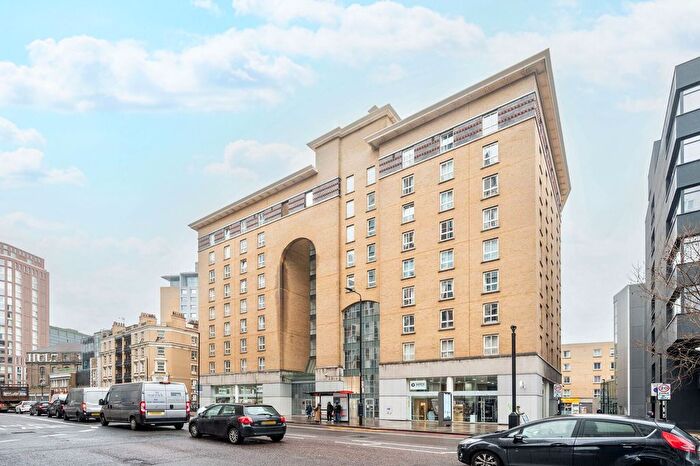 2 Bedroom Flat To Rent In Commercial Road, Aldgate, London, E1