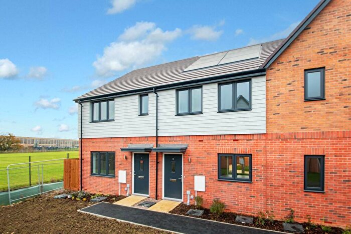 2 Bedroom Terraced House To Rent In Braford Close, Whitehouse, Milton Keynes, MK8