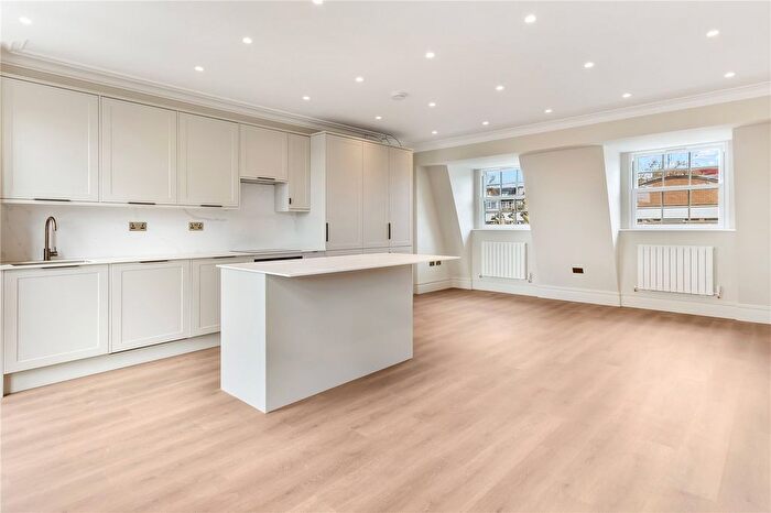 2 Bedroom Flat To Rent In Royal College Street, London, NW1