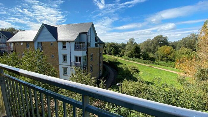 3 Bedroom Flat To Rent In Bingley Court, Canterbury Ref -, CT1