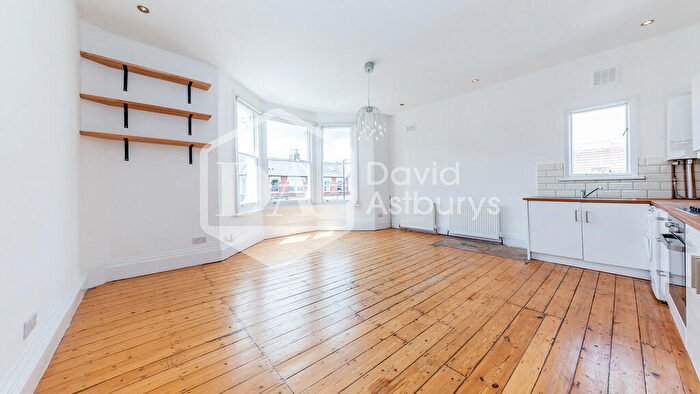 1 Bedroom Apartment To Rent In Ferme Park Road, Crouch End, London, N8