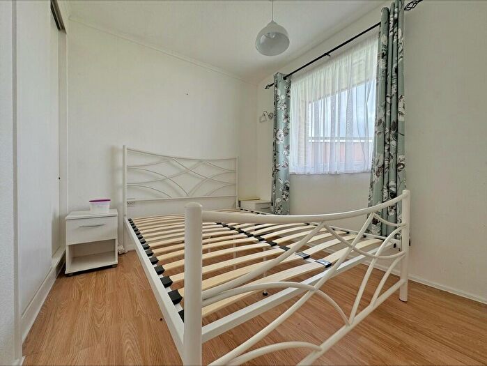 2 Bedroom Chalet For Sale In Sundowner, Hemsby, NR29