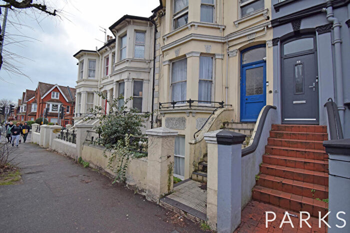 4 Bedroom Apartment To Rent In Sackville Road, Hove, East Sussex, BN3