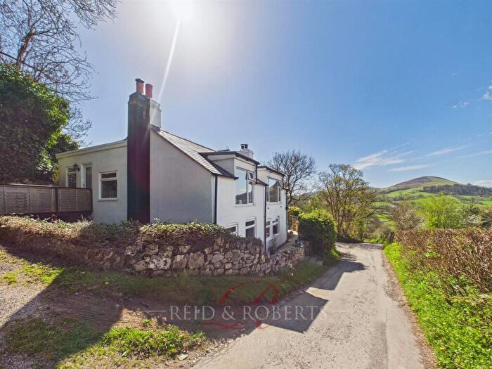 4 Bedroom Cottage For Sale In Llanferres, Mold, CH7