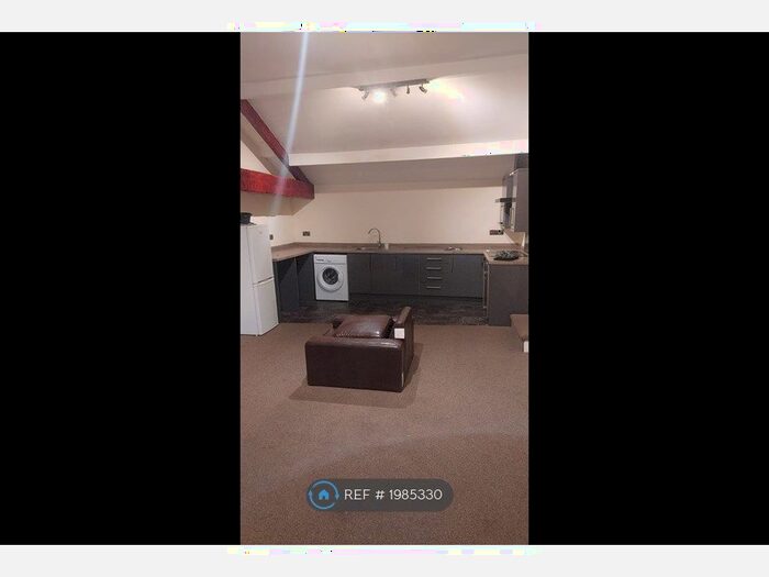 1 Bedroom Flat To Rent In Elizabeth Street, Burnley, BB11