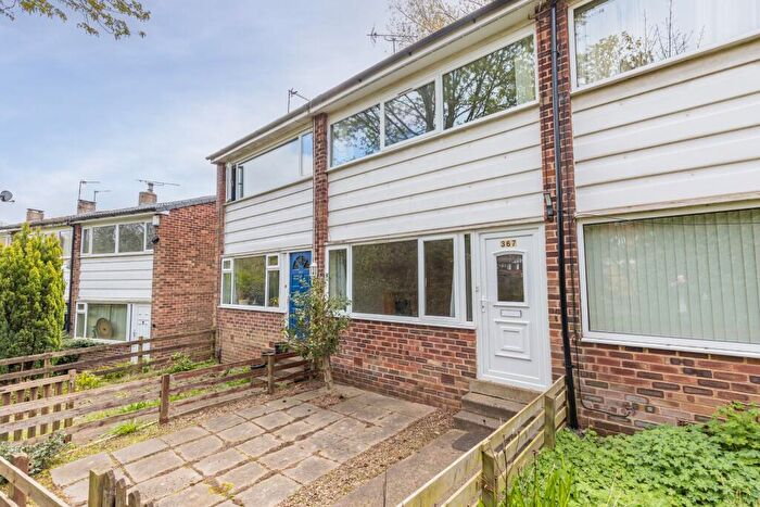 2 Bedroom Terraced House For Sale In Gledhow Lane, Chapel Allerton, Leeds, LS7
