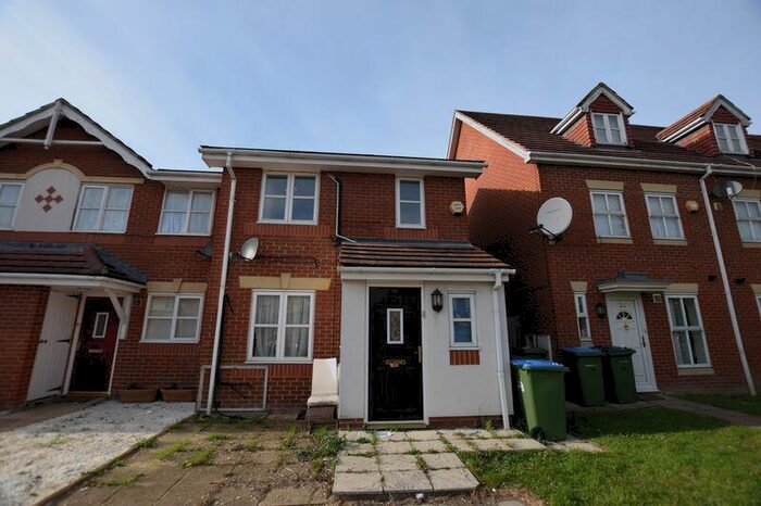 3 Bedroom End Of Terrace House To Rent In Floathaven Close, Central Thamesmead, London, SE28