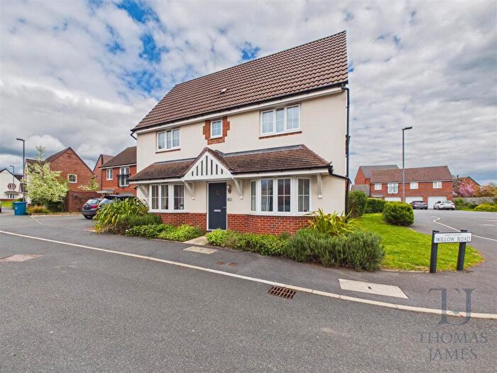 4 Bedroom Detached House For Sale In Willow Road, Cotgrave, Nottingham, NG12