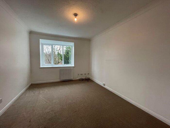 1 Bedroom Flat To Rent In Rowan Drive Poole, BH17