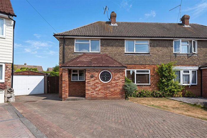 3 Bedroom Semi-Detached House For Sale In Newton Gardens, Paddock Wood, Tonbridge, TN12