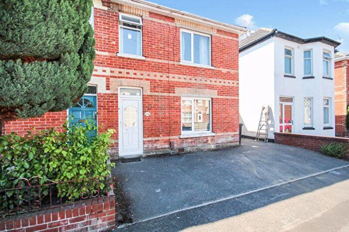 5 Bedroom Semi Detached House To Rent In Parker Road, Bournemouth, BH9