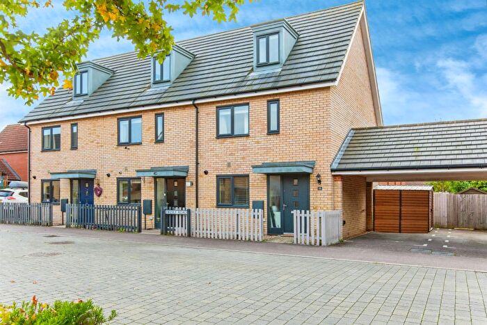 3 Bedroom End Terrace House For Sale In Firefly Road, Upper Cambourne, Cambridge, CB23