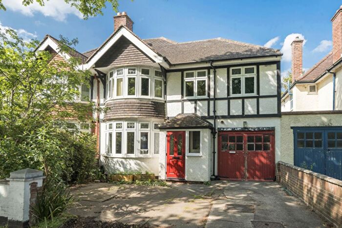 4 Bedroom Semi-Detached House For Sale In Botley, Oxford, OX2