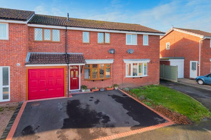 3 Bedroom Terraced House For Sale In Millbrook Drive, Shawbury, Shrewsbury SY4