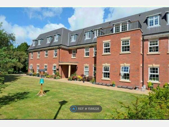1 Bedroom Flat To Rent In Castlecroft House, Wolverhampton, WV3