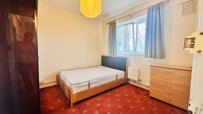 4 Bedroom Flat To Rent In Gernon Road, London, E3