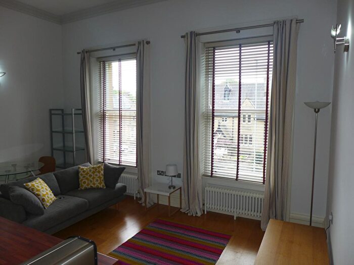 1 Bedroom Apartment To Rent In Sherwood House, New North Road, Huddersfield, HD1