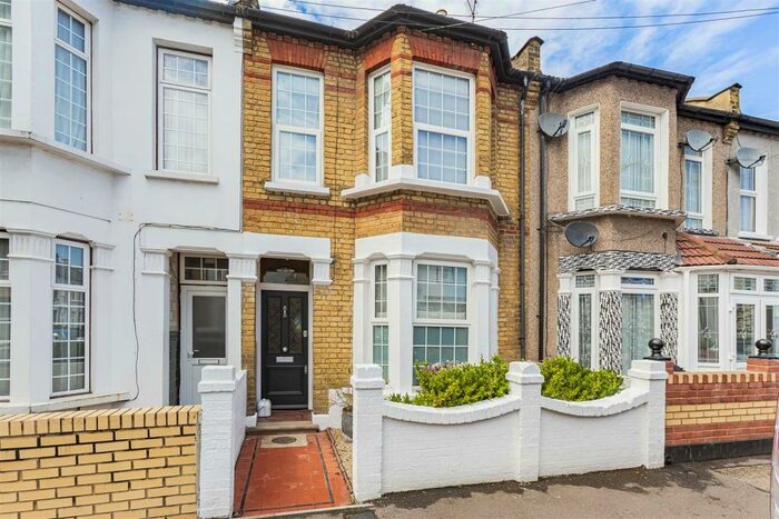 3 Bedroom Terraced House To Rent In St. Georges Road, Leyton, London, E10