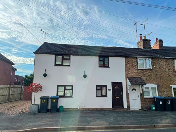 2 Bedroom Property To Rent In Pendicke Street, Southam, CV47