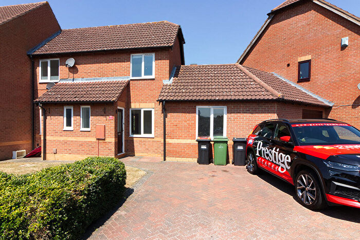 3 Bedroom Semi-Detached House To Rent In Mithras Gardens, Wavendon Gate, Milton Keynes, MK7
