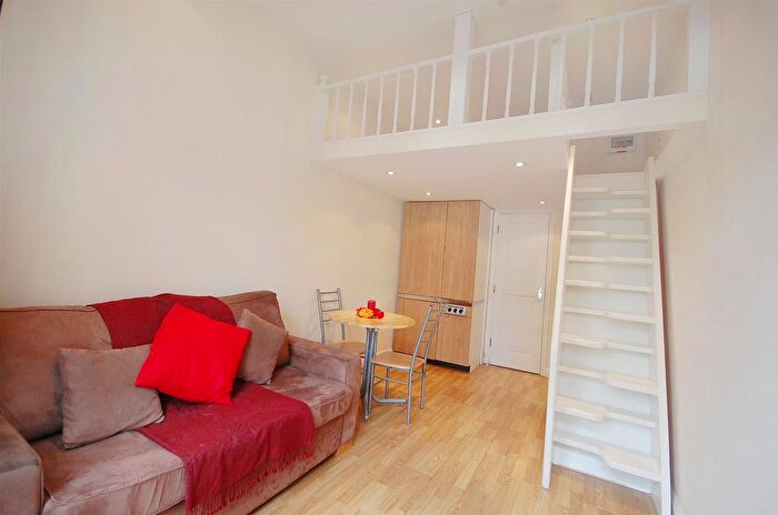 Studio To Rent In Courtfield Gardens, South Kensington, SW5