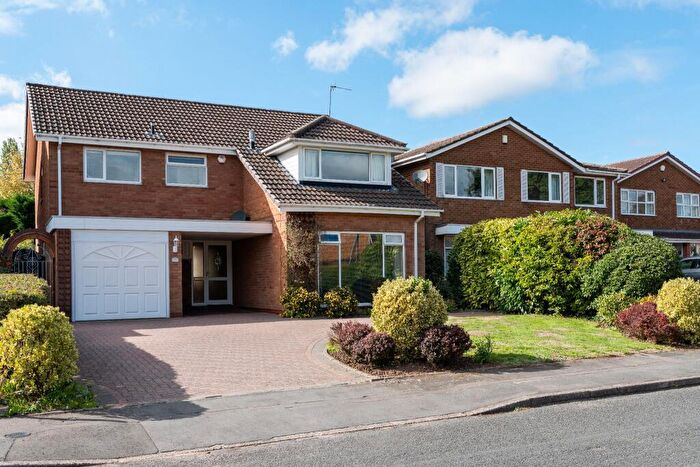 4 Bedroom Detached House For Sale In Everitt Drive, Knowle, Solihull, B93