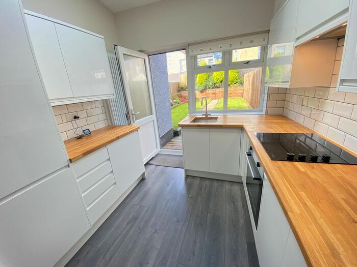 3 Bedroom Terraced House To Rent In Bishton Street, Newport, NP19